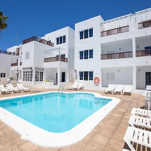 https://vista-mar-puerto-del-carmen.puertodelcarmen-hotels.org