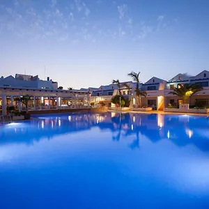 https://cinco-plazas.puertodelcarmen-hotels.org